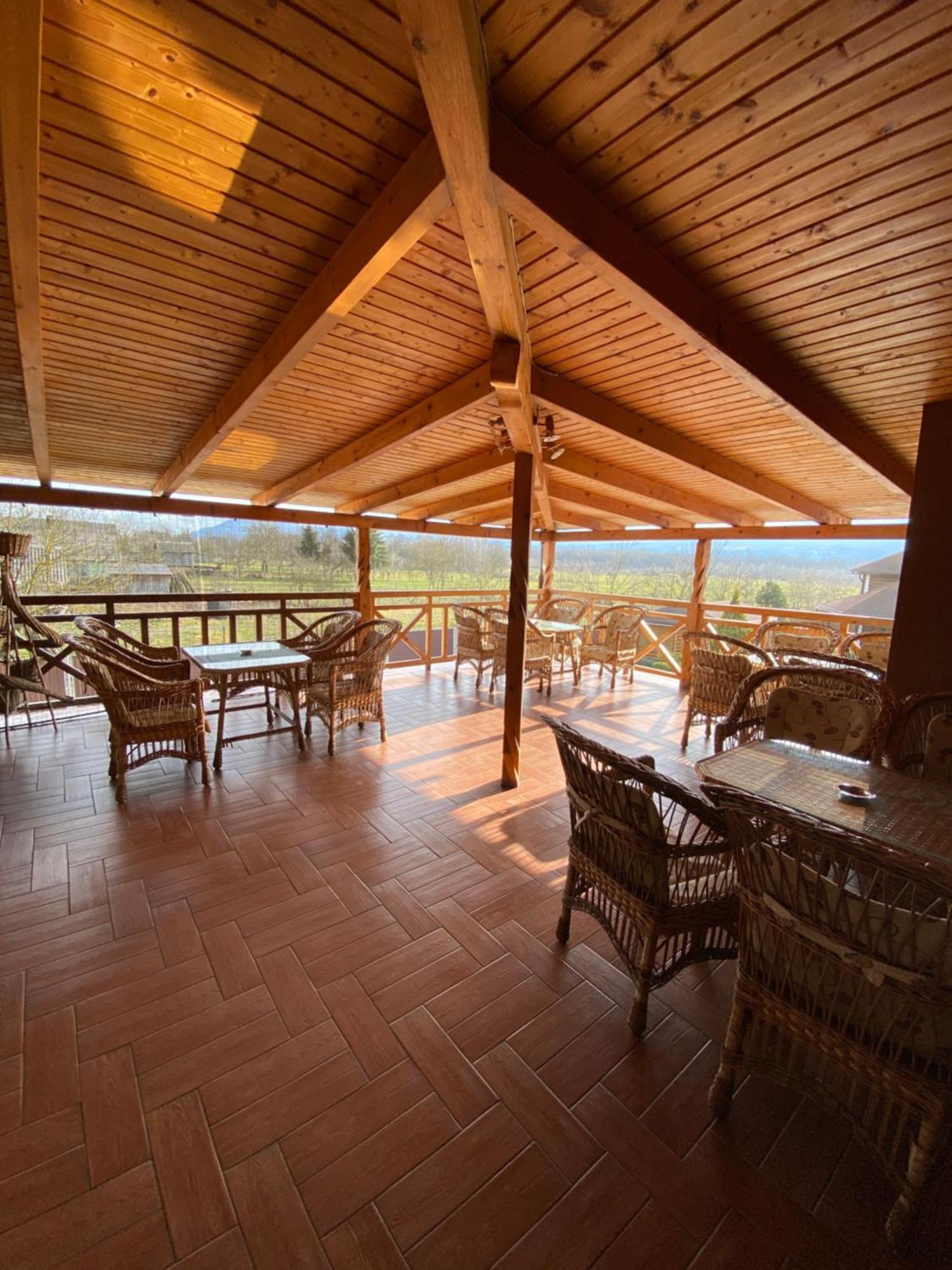 Візит Hotel Bushtyno Exterior foto
